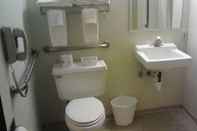 Toilet Kamar Rodeway Inn