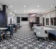 Bar, Cafe and Lounge 5 La Quinta Inn & Suites by Wyndham Claremore