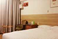 Bilik Tidur Itaewon Crown Hotel