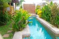 Kolam Renang Bamboo Heaven Home