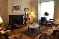 ล็อบบี้ The Century House B&B Ottawa