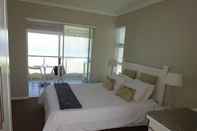 Bedroom 31 Tobago Bay Hermanus Seafront