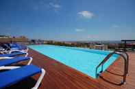 Swimming Pool Resort Sitges Aparthotel