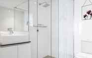 In-room Bathroom 2 RNR Serviced Apartments North Melbourne