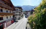 Nearby View and Attractions 4 Posthotel Mayrhofen