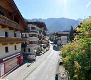 Nearby View and Attractions 4 Posthotel Mayrhofen