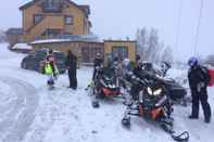 Bangunan Abisko Guesthouse  & Activities