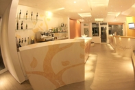 Bar, Kafe dan Lounge Hotel Montemerlo