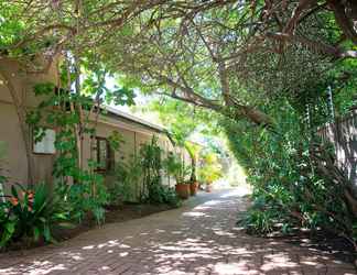 Exterior 2 Bayside Guest House