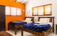 Kamar Tidur 7 Cariñas Studio Apartments