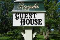 Exterior Rayski Guest House