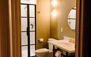 Toilet Kamar 7 The Rosemount Inn