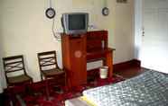 Bedroom 7 Old English Colonial Bungalow