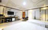 Bilik Tidur 3 Hotel New Evergreen