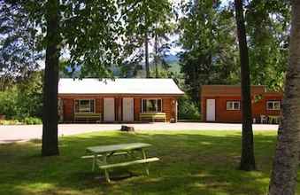 Exterior 4 Overlook Inn & Cabins