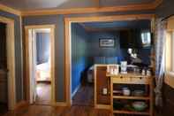 Bedroom Overlook Inn & Cabins