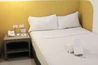 Kamar Tidur Travelbee Capitol Inn