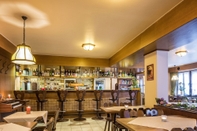 Bar, Cafe and Lounge Hotel Le Postillon