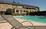 Swimming Pool 4 Château de Fontanges