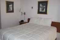 Kamar Tidur Clearwater Country Inn & RV Park