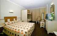 Bilik Tidur 3 Hotel Stella Beach - All Inclusive