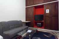 Ruang untuk Umum Riad Asma
