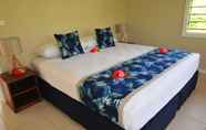 Bedroom 4 Oasis Palms Hotel