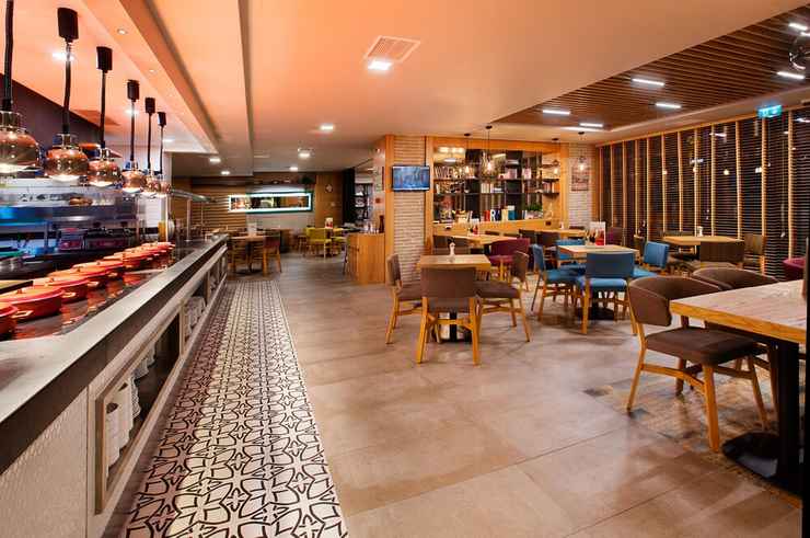 Holiday Inn Istanbul Kadikoy In Kadikoy Kadikoy Istanbul