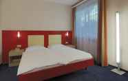 Bedroom 5 Hotel Arancio