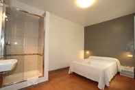 Bedroom Hostal Ripoll Ibiza