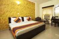 Bedroom Hotel Delhi Darbar