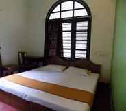 Bedroom 2 Elphinstone Residency