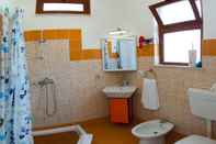 Toilet Kamar Holiday Sun Lodge Appartamento Vacanze