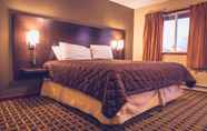 Bedroom 3 Cedar Lodge Motel