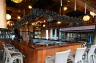 Bar, Kafe, dan Lounge Alona Tropical Beach Resort
