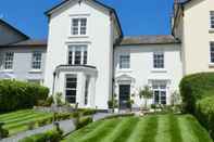 Exterior Tavistock House Hotel