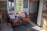 Lobby The Shepherds Hut