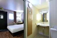 ห้องน้ำภายในห้อง B&B Hotel La Rochelle Angoulins Sur Mer