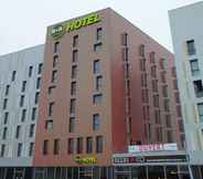 Exterior 2 B&B Hotel Lille Grand Stade