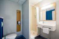 In-room Bathroom B&B Hotel Lille Grand Stade