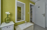 Kamar Tidur 5 Apartments Old Town Finest