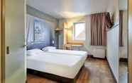 Bilik Tidur 2 B&B Hotel Beaune Sud 2