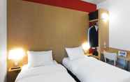 Bedroom 7 B&B Hotel Niort Marais Poitevin