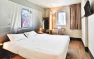 Kamar Tidur 2 B&B Hotel Montelimar Nord