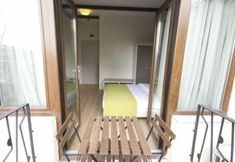 Lobby 7 Calanthe Residence