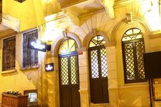 Exterior Calanthe Residence