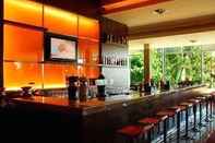 Bar, Kafe dan Lounge Howard Johnson by Wyndham Plaza Hotel Mayorazgo