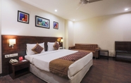 Bilik Tidur 2 Hotel Blue Stone - Nehru Place