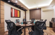 Dewan Majlis 4 Hotel Blue Stone - Nehru Place