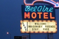 Exterior Bel Aire Motel